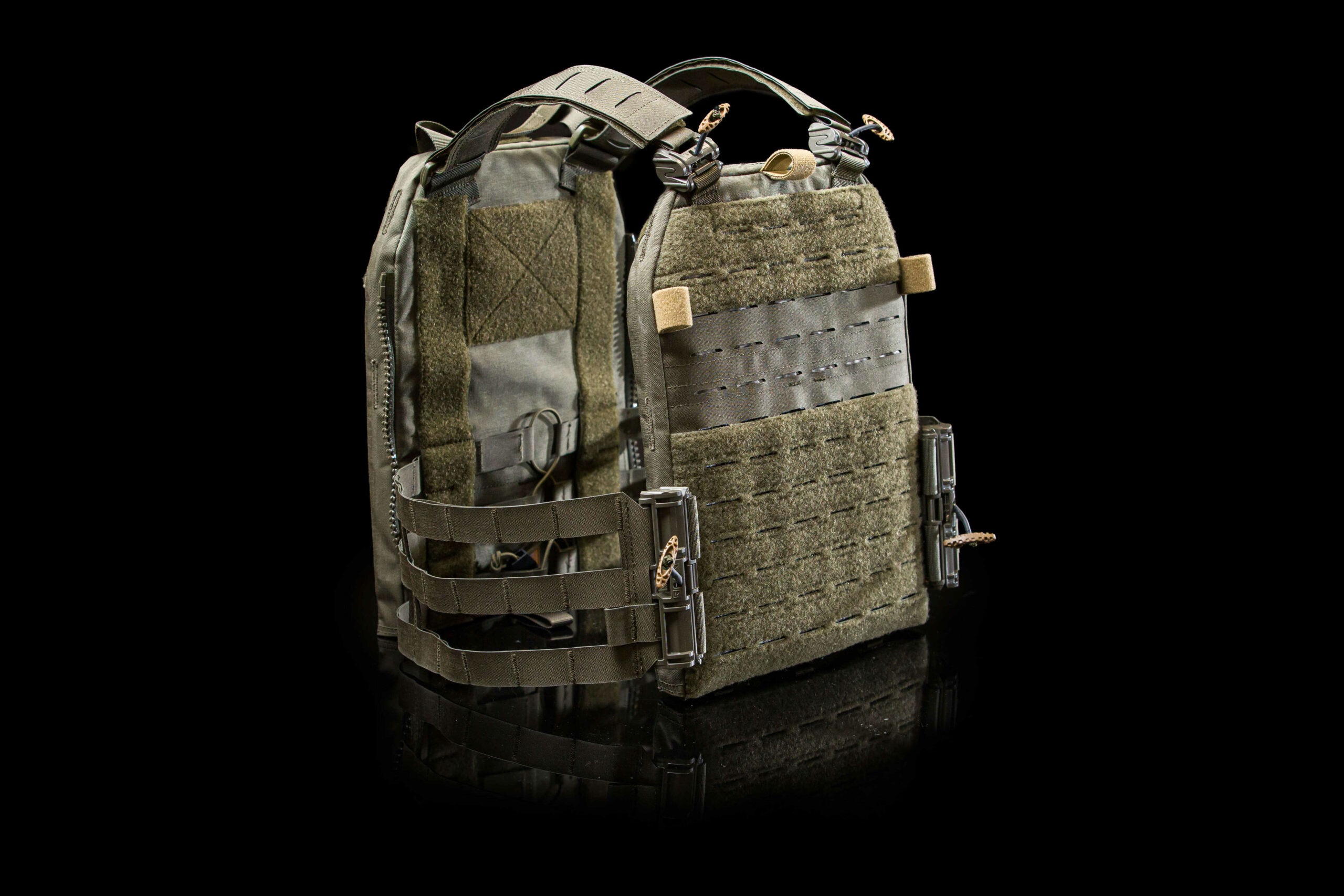 All-Round Plate Carrier by Lindnerhof | Mehler Systems